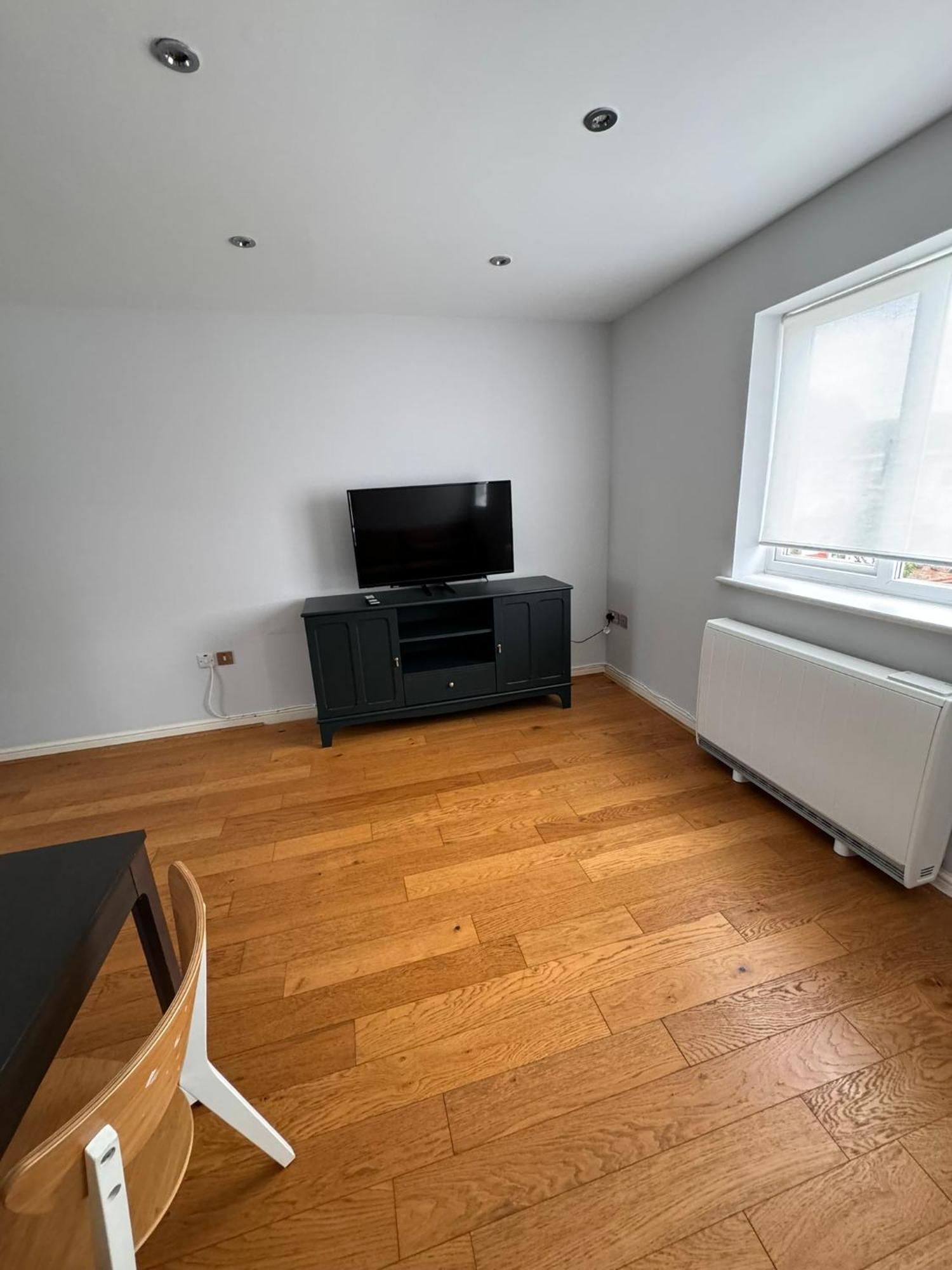 2-Bedroom Flat Walking Distance To Excel London - Perfect Location! Екстериор снимка